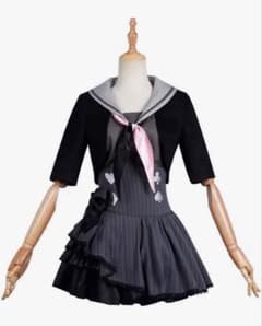 暁山瑞希初期コスプレ衣装のサムネイル