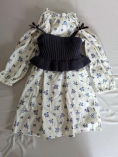 花柄ワンピース 110cmのサムネイル