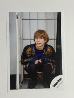 Snow Man 佐久間大介 公式写真のサムネイル