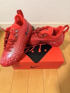 NIKE ST Chargeレッド　激レア物　値下げ可能！ NIKE ST Chargeレッド 激レア物 値下げ可能！ - メルカリ