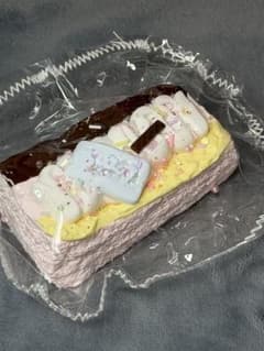 海外スクイーズ　ケーキのサムネイル