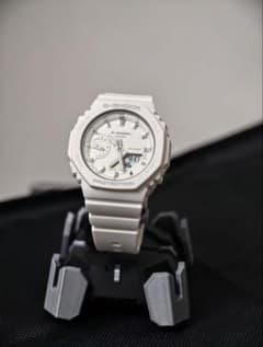 CASIO G-SHOCK ホワイト GMA-S2100 腕時計のサムネイル