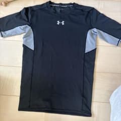 Under Armour ショートスリーブアンダーシャツのサムネイル