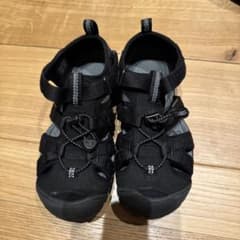 KEEN キッズ サンダル ブラックのサムネイル