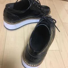 厚底靴のサムネイル