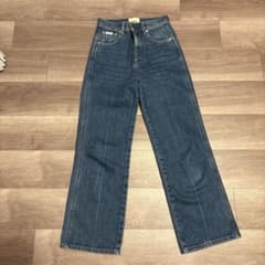 SHISHIKUIシシクイ デニムパンツ Koco サイズ22のサムネイル