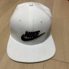 Nike ホワイト スナップバックキャップのサムネイル