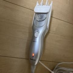 パナソニック ヘアカッター 充電・交流式 シルバー調 ER-GF80のサムネイル