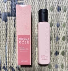 MENARD AROMA ROSE ボディシャンプー 140ml - メルカリ