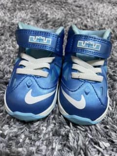NIKE ナイキ スニーカーのサムネイル