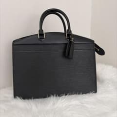Louis Vuitton エピレザー ブラック ビジネスバッグ - メルカリ