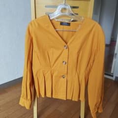 Bershka オレンジ 長袖シャツ Mのサムネイル