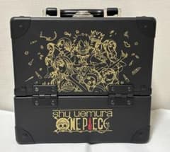 シュウ ウエムラ × ワンピース プレミアム メイクアップボックス