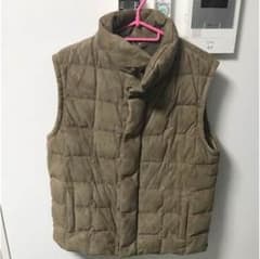 EMMETI ダウンベスト サイズ48 美品のサムネイル
