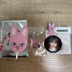 DWAEKKI グッズのサムネイル