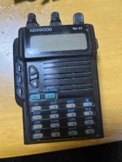 KENWOOD TH-77 無線機 トランシーバー 一部ジャンク KENWOOD TH-77 アマチュア無線機 ハンディ ジャンク 部品取り用 - メルカリ