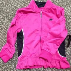 ニューバランス 新品 週末SALEのサムネイル