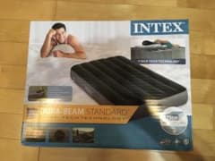 インテックス フットポンプ内蔵 エアーベッド シングル INTEX U64761のサムネイル