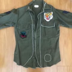 リメイク　アーミーシャツのサムネイル