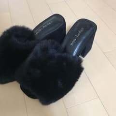 ファーサンダルのサムネイル
