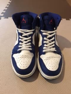 NIKE AIR ナイキ　ジョーダン1のサムネイル
