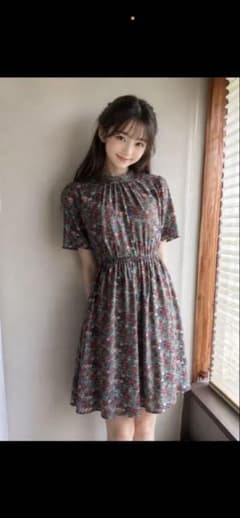 最終価格‼️昭和レトロ　ワンピース　花柄　ヴィンテージ　半袖　古着　アンティークのサムネイル