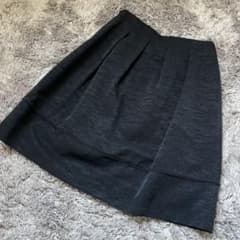 MICHEL KLEIN 黒 フレアスカート ひざ丈のサムネイル