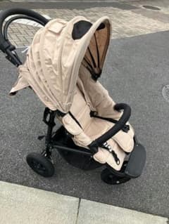 AirBuggy ベビーカー ベージュのサムネイル