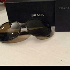 PRADA。サングラス。正規品のサムネイル