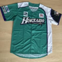 北海道日本ハムファイターズ ユニフォーム 2016のサムネイル