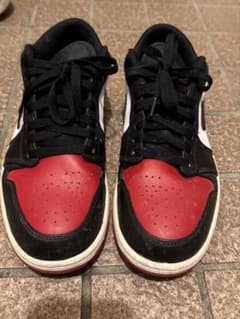 NIKE AIR JORDAN 1 LOW スニーカー ブラック レッドのサムネイル
