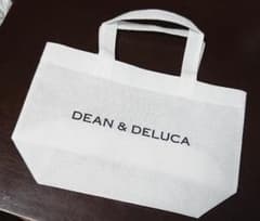 DEAN&DELUCA 不織布　トートバッグ　ディーン&デルーカのサムネイル