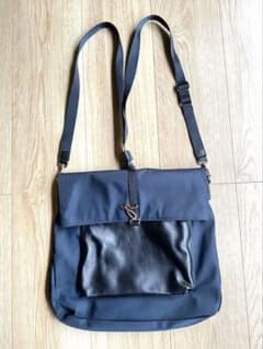良品★アニエスベー・VOYAGE ウィメンズ バッグネイビー リュックバッグのサムネイル