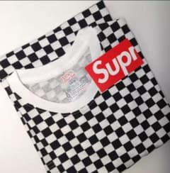 値下げ！supreme Tシャツのサムネイル