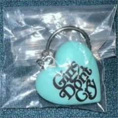 verdy girls don’t cry 限定キーホルダーのサムネイル