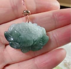 MY R2-02571天然石 《本物保証》飄花翡翠ペンダント ネックレスSV