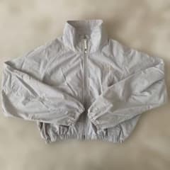 THENORTHFACE 韓国オフホワイトライトグレー ジャンパー Mショート丈