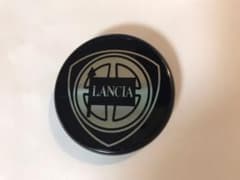 ランチア デルタ 純正ホイールセンターキャップのサムネイル