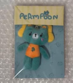 Permpoon pondphuwin TINY キーチェーン - メルカリ