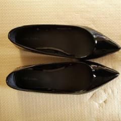 エナメルポインテッドシューズのサムネイル