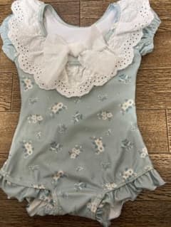 petit main水着のサムネイル
