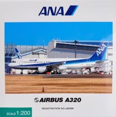 全日空商事　1:200 AIRBUS A320 JA8396のサムネイル