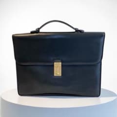 バリーBALLY 本革 ビジネス ブリーフケース レザー ブラック USED良品 BALLY バリー ブリーフケース 本革 黒 A4可 ダイヤルロック ビジネス