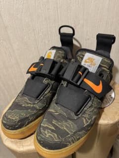 Carhartt×NIKE エアフォース1utility"camo"のサムネイル