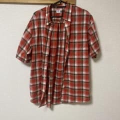 UNIQLO ユニクロ　新品　チェック柄 半袖シャツ レッド Lのサムネイル