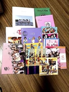 TWICE アルバムセット フォトブック付きのサムネイル
