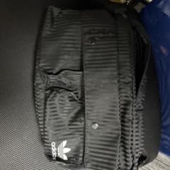 adidas オリジナルス ストライプ バックパック ブラックのサムネイル