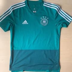 サッカードイツ代表　トレーニングウェアのサムネイル