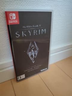 The V Skyrim/スカイリム/Switchソフトのサムネイル