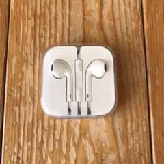 iPhone 純正イヤホン アップルのサムネイル